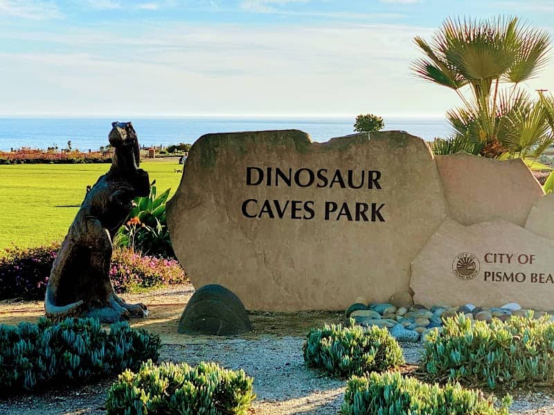 Dinosaur Caves Park - Image 1