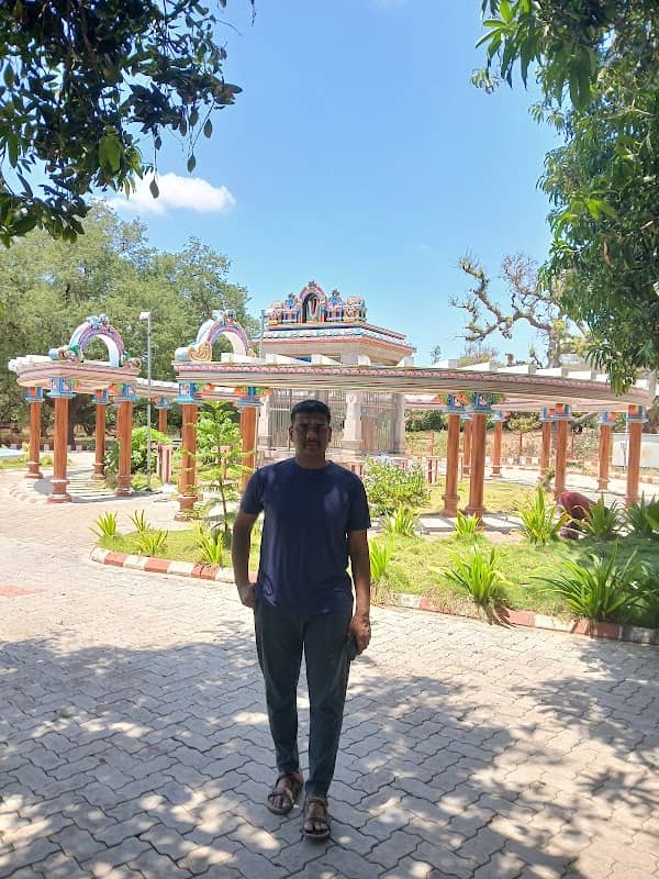 Azhvar Nanthavanam - Image 1