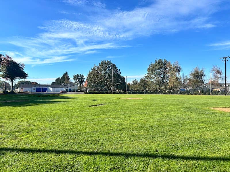 Laurel Park - Image 2