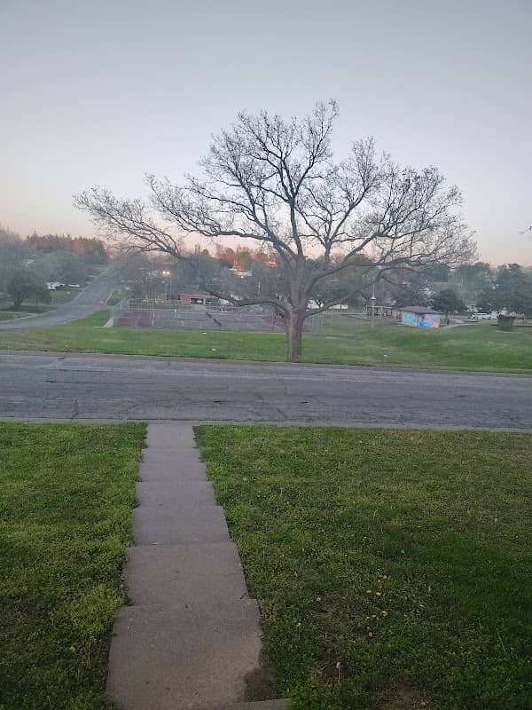 Hood Park - Image 1