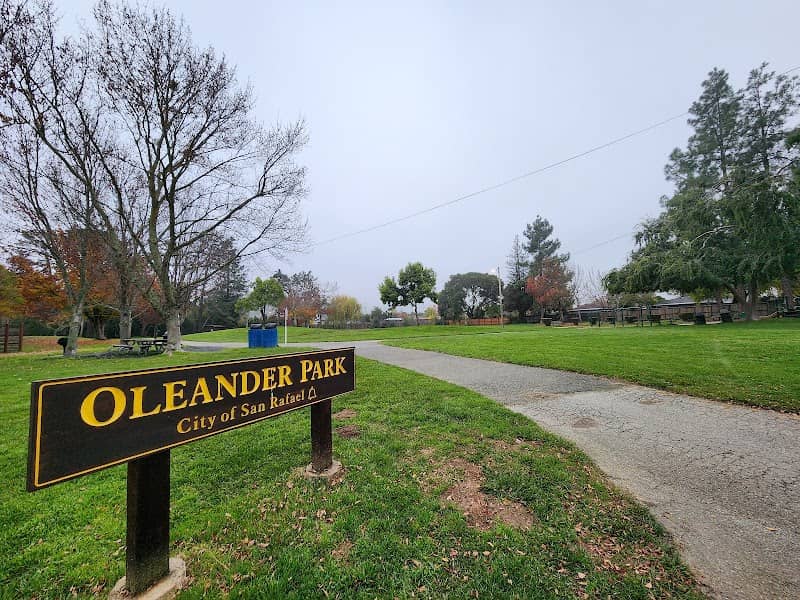 Oleander Park - Image 1