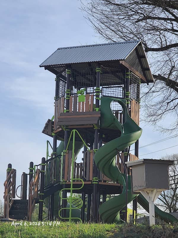 Gainesboro Town Park - Image 1