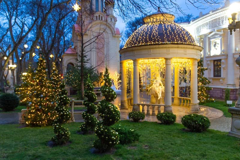 Old park - Image 1