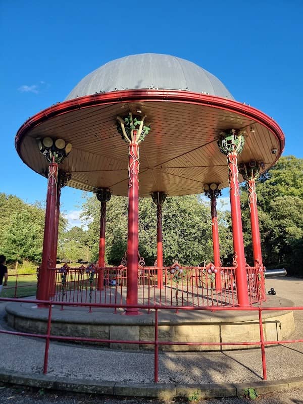 Roberts Park - Image 2