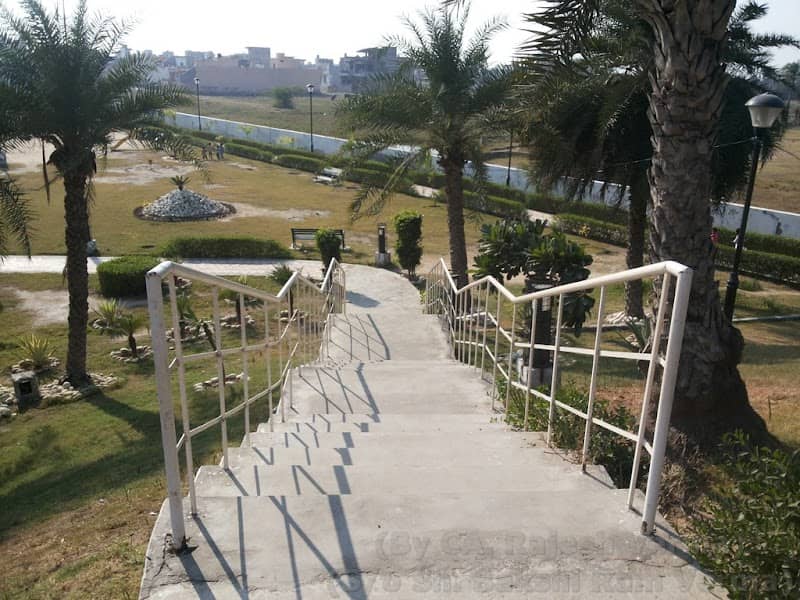 Ashok Vihar Park - Image 1