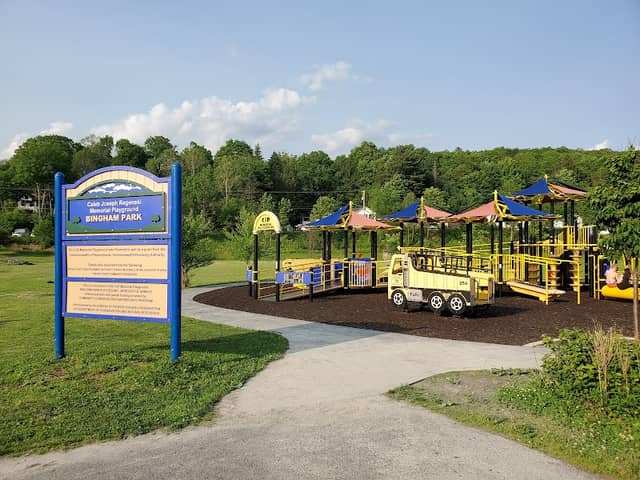 Bingham Park - Image 2