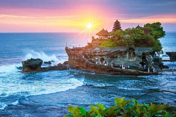 Tanah Lot - Image 1