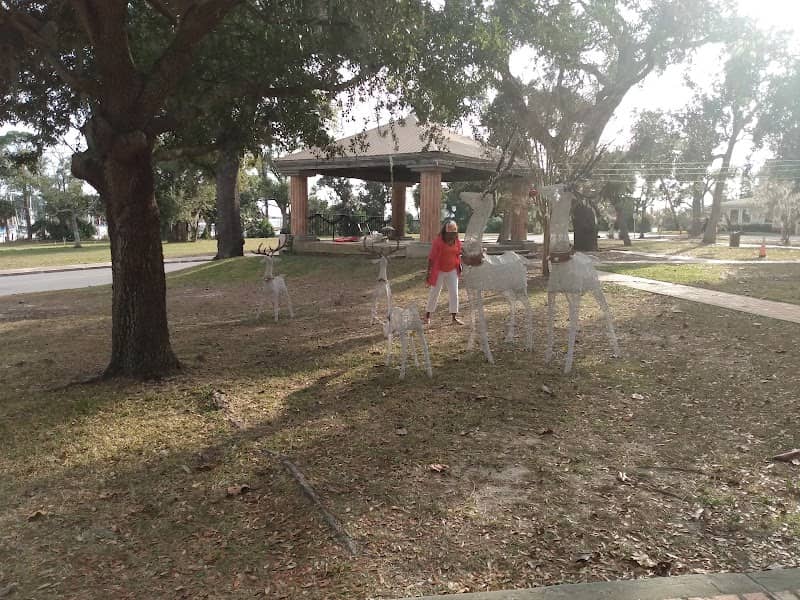 McKenzie Park - Image 2