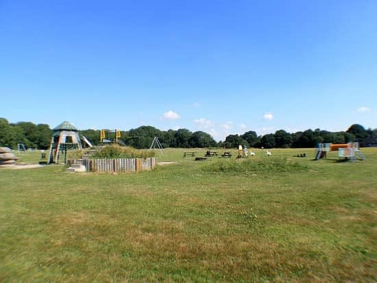 Bulwell Hall Park - Image 3