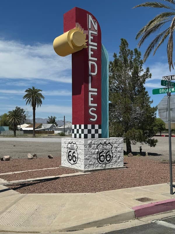 Needles Rt 66 Monument - Image 1
