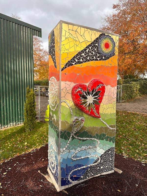 Mosaik Skulptur „Säule des Lebens“ - Image 1