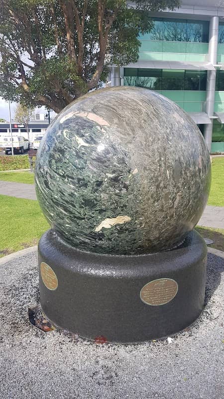 Centenary Gardens - Image 1
