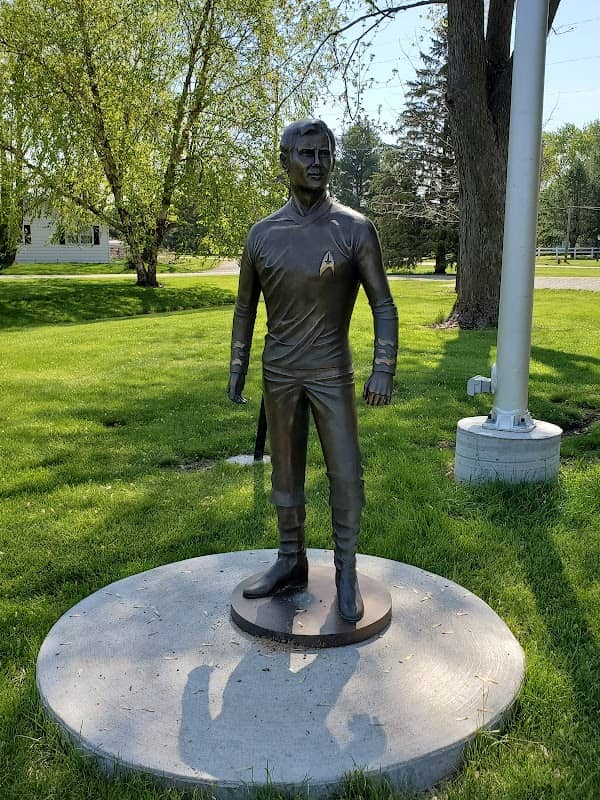 Bronze Statue of James T. Kirk - Image 1