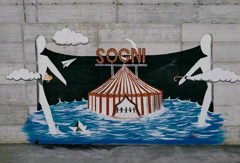 MURALES "La Fabbrica degli Abbracci" - Image 1