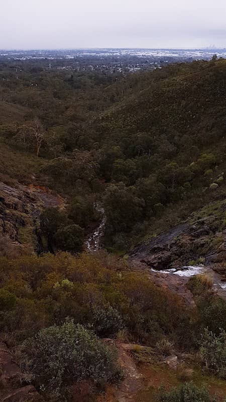 The Cascades - Image 1