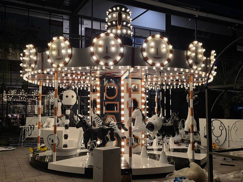 Blackstar Carousel - Image 2