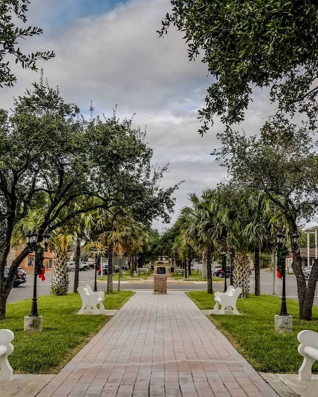 Main Plaza - Image 1