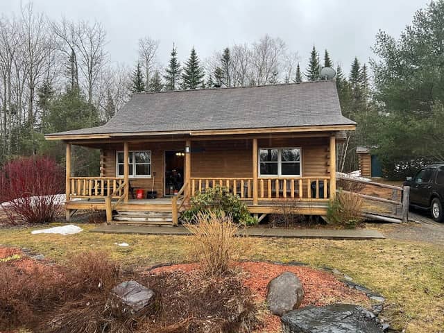Moosehead Cottage Resort - Image 1