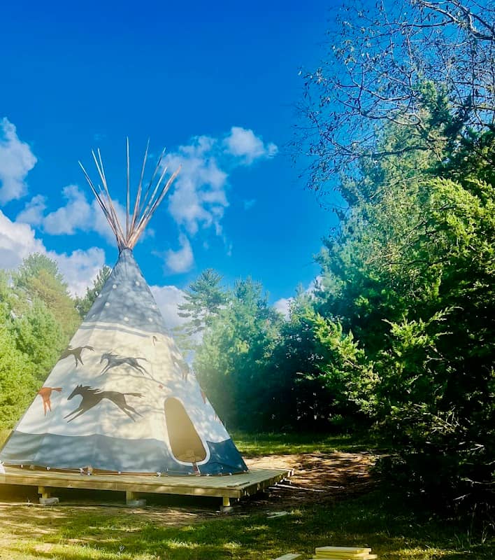 BeanTown Glamping Rv Park - Image 1