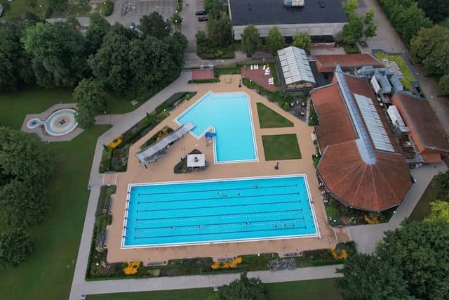 Hallenwellen- & Freibad Vechta - Image 1