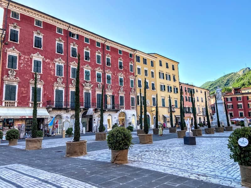 Piazza Alberica - Image 2