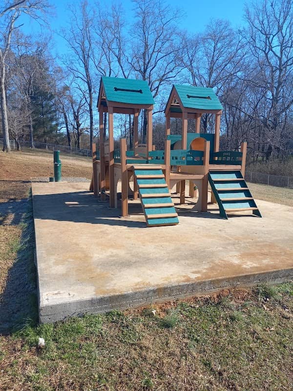 Prof Park Dog Park - Image 2