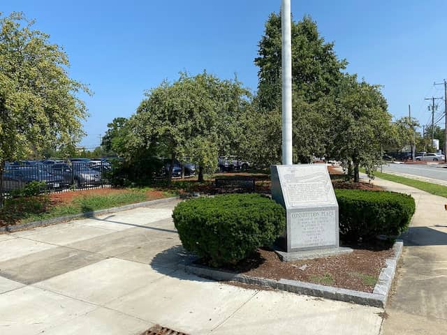 Constitution Plaza - Image 2