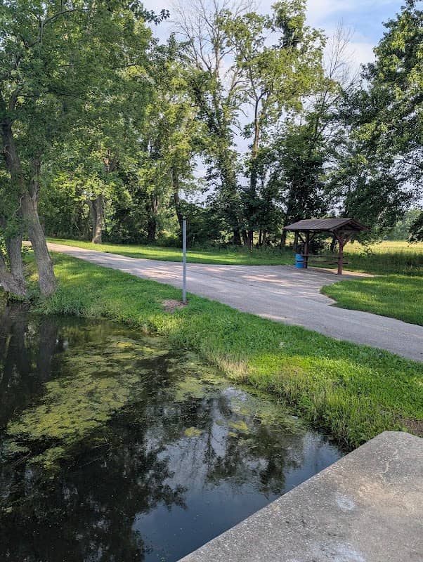 Hennepin Canal Parkway Trailhead - Image 1