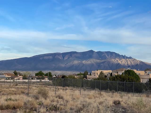 Mountain view Park - Image 1