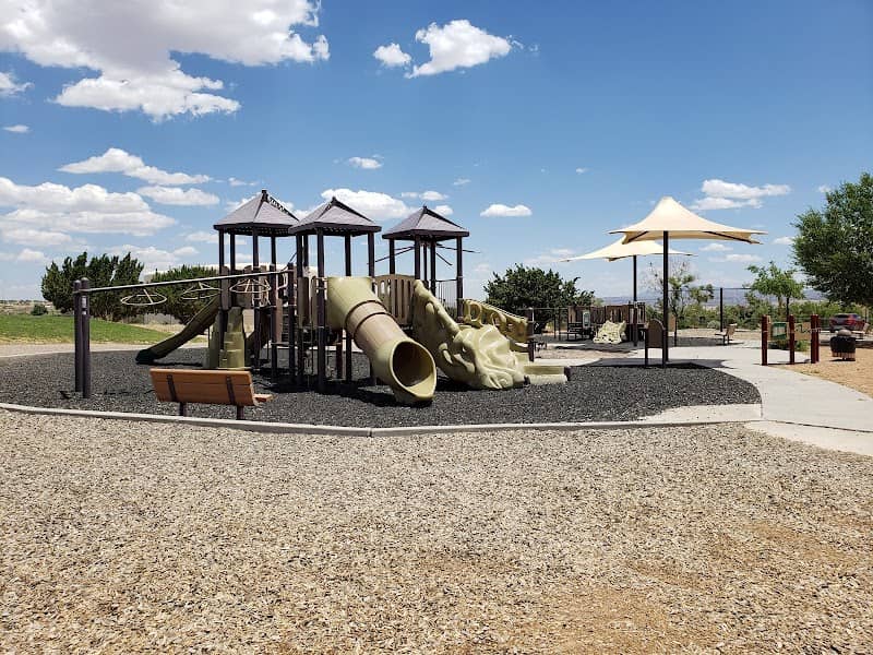 Mountain view Park - Image 2