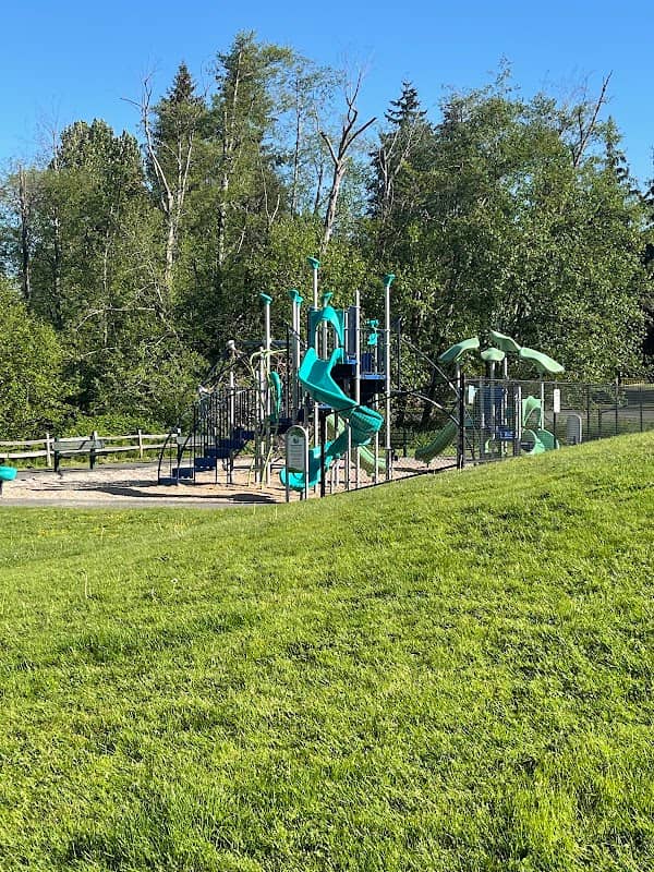 DeCoursey Park - Image 1