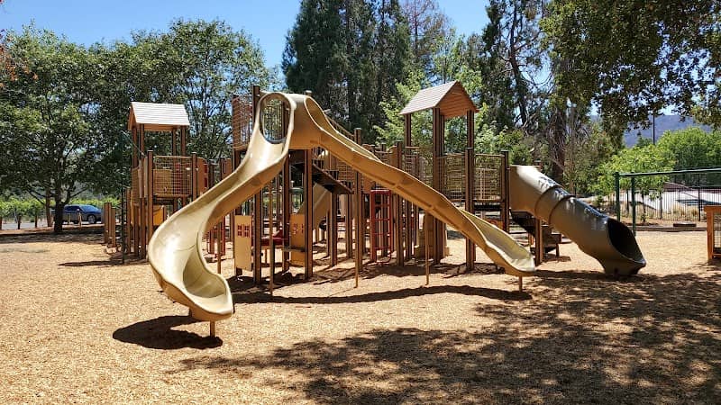 Crane Park - Image 2