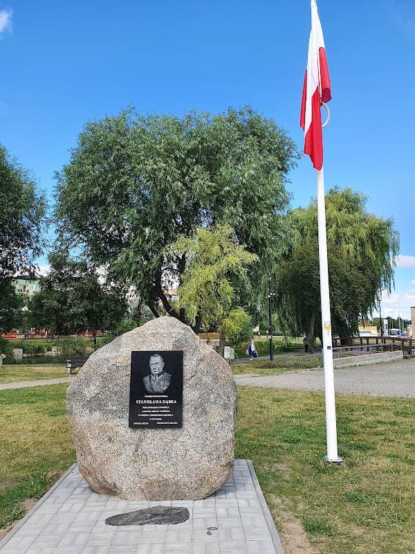 Pomnik pamięci pułkownika Stanisława Dąbka - Image 1