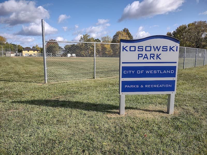 Kosowski Park - Image 1