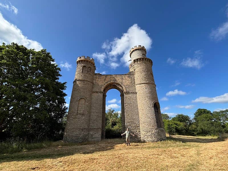 Dunstall Castle - Image 2