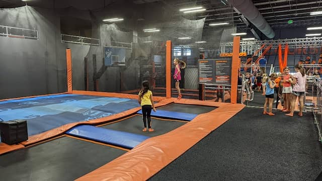 Sky Zone - Image 3