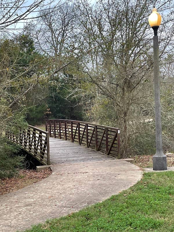 Woodland Hills Park - Image 2