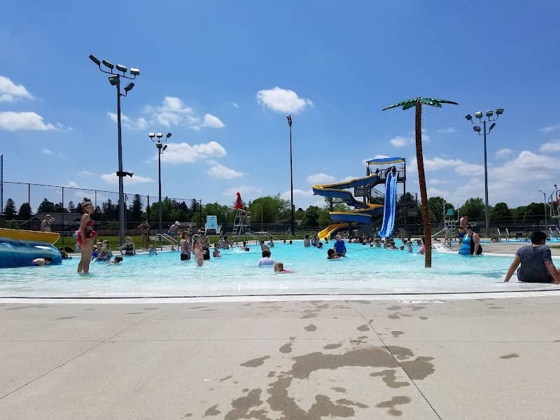 Sheldon Outdoor Aquatic Center - Image 1