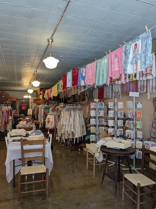 The Apron Museum - Image 1