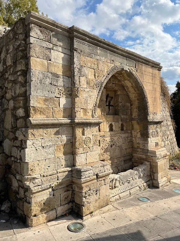 Yenitsar Aya Fountain - Image 2