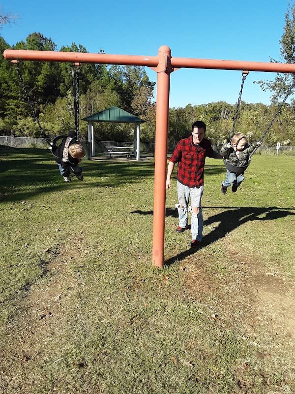 Rainbow City Park - Image 1