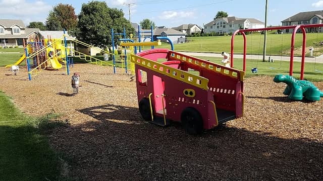 Lion's Park - Image 1