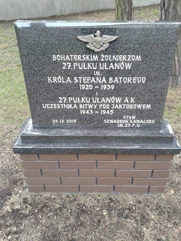 Tablica pamięci 27 Pułku Ułanów - Image 1