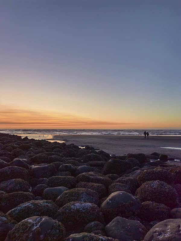 Seaside Cove - Image 1