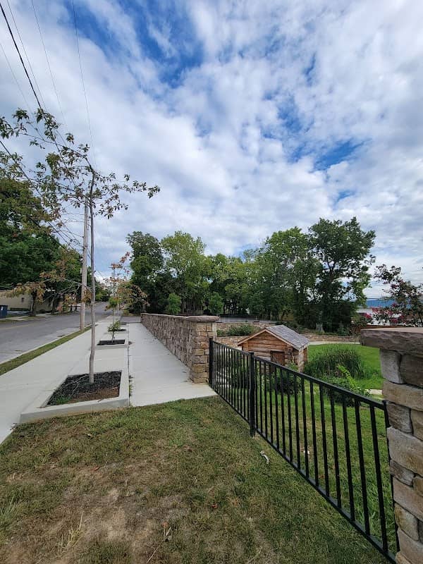 Taylor Spring Park - Image 2