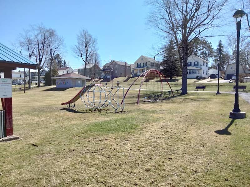 Luhr Park - Image 2