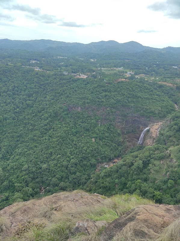Valappur Aagaya Gangai view point - Image 1