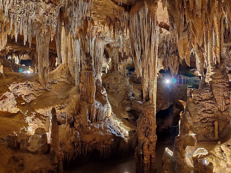 Luray Caverns - Image 2