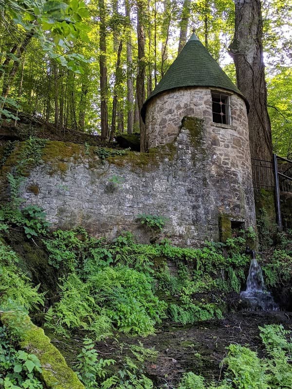 Spring Castle - Image 1