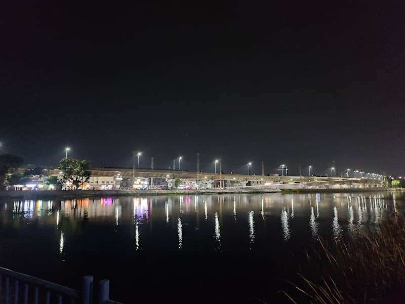 Lake walk - Image 1